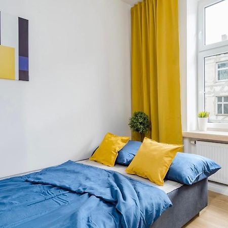 Kawalerka W Srodmiesciu 24 Apartman Łódź Kültér fotó